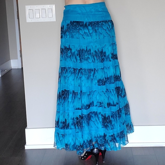 ๐ 2X HOST PICK ๐ Laundry by Shelli Segal Silk Full Boho Skirt - Picture 6 of 15